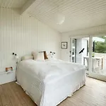 Vakantiehuis Summer Vibe Near Fynshoved And The Great Belt Martofte